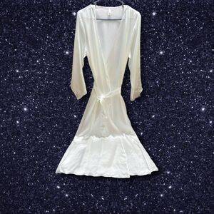 Flora Nikrooz Cream Satin Robe L/XL